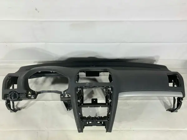 Plansa bord 1Z1857007 Skoda Octavia 2 facelift (2008-2013)