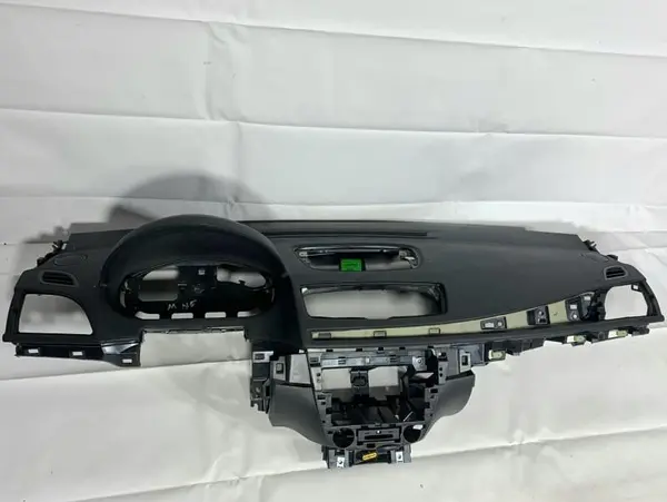 Plansa bord 681007196R Renault Megane 3 (2008-2012)