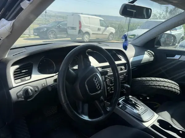 Plansa bord Audi A4 facelift (2011-2015) [B8.5]
