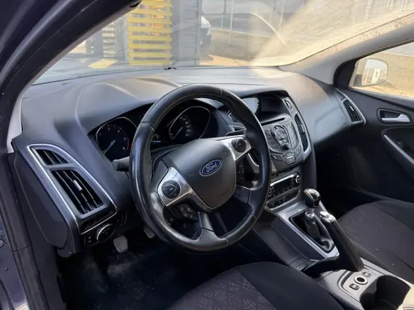 Plansa bord Ford Focus 3 facelift (2013-2018)