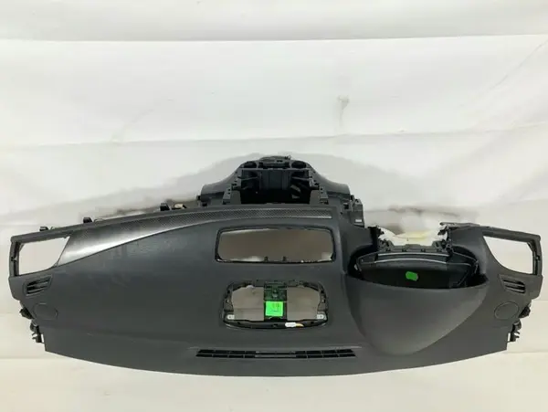 Plansa bord Renault Megane 3 (2008-2012)