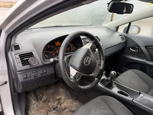 Plansa bord Toyota Avensis facelift (2012-2015) [T27]