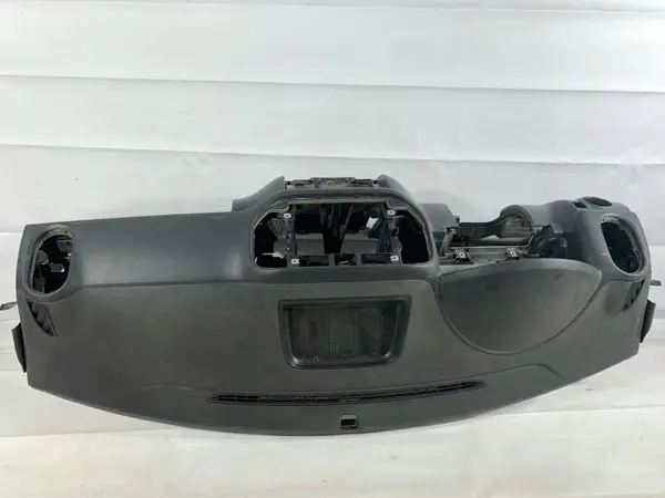 Plansa bord Volkswagen Tiguan facelift (2011-2015)