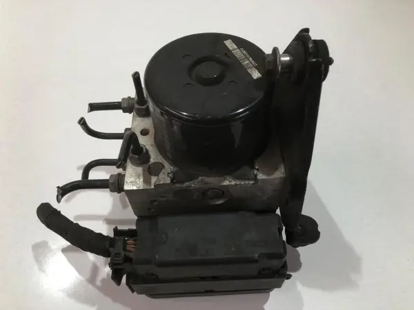 Pompa abs 1k0907379bj Volkswagen Jetta 4 (1998-2005) 1.6 tdi cay