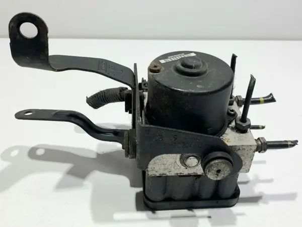 Pompa abs 8V51-2C405-AE Ford Fiesta 7 (2008-2012) [MK7] 1.6 tdci; 1.4 tdci