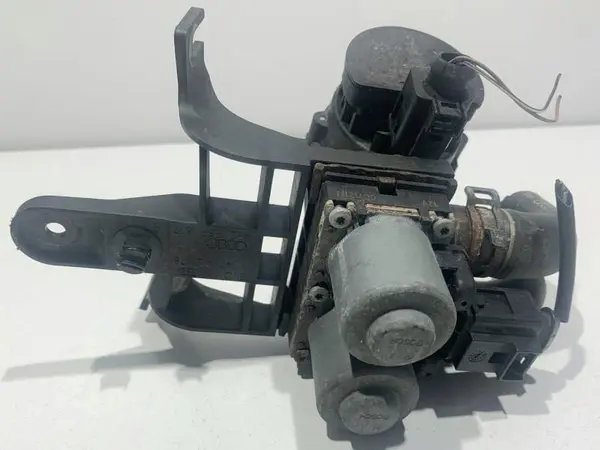 Pompa auxiliara apa 4F2959617B Audi A6 (2004-2011) [4F2, C6] 2.7 tdi CANA