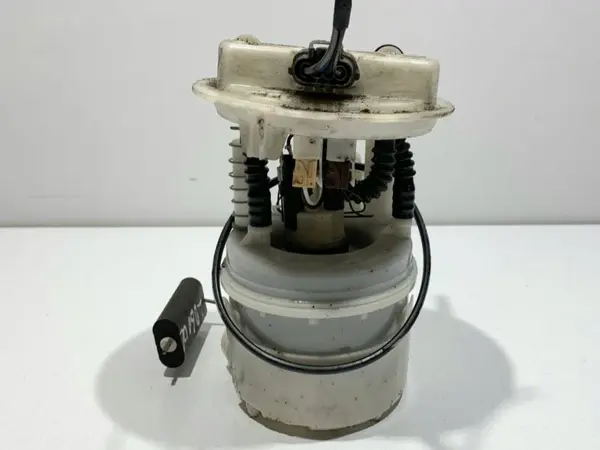 Pompa benzina 172022377R Dacia Sandero 2 (2012-2017) 1.2 benzina; 1.0 sce D4F (732); B4D E4