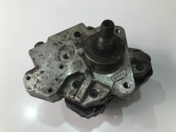 Pompa inalta presiune 0445010090 Audi A4 (2004-2008) [8EC, B7] 3.0 tdi 2.7 tdi
