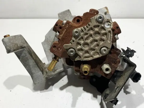 Pompa inalta presiune 9683703780 Citroen C4 (2004->) [LC_] 1.6 tdci G6DA 110 cp