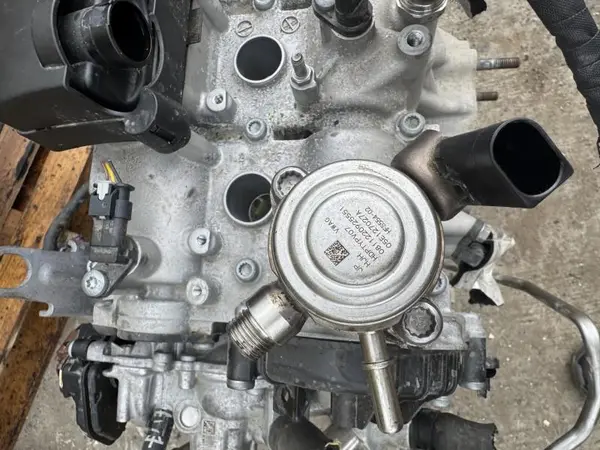 Pompa injectie 05E127027A Volkswagen Polo VI facelift (2021->) AW 1.0 tsi DLAC