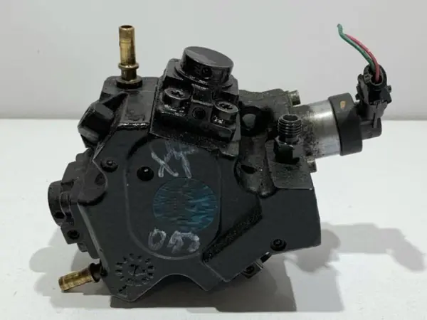 Pompa injectie 167008960R Opel Vivaro B (2014-2019) 1.6 dci; 1.6 dci r9m; R9M 410