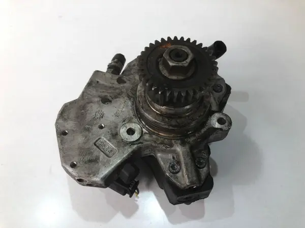 Pompa injectie a6420700801 Mercedes E-Class (2009->) [C207] 350 cdi a651
