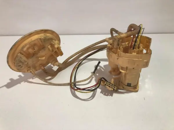 Pompa motorina 7476108 BMW Seria 5 (2017-2024) [G30]