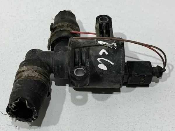 Pompa recirculare apa 4H0121671B Audi A7 (2010-2018) [4g]