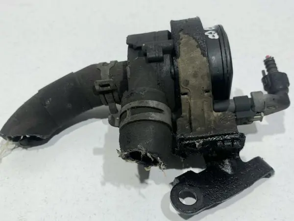 Pompa recirculare apa 5G0965567 Volkswagen Golf 7 (2012-2017) 2.0 tdi CKFC