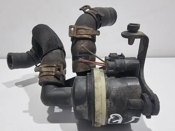 Pompa recirculare apa 5N0965561A Volkswagen Tiguan (2007-2011) 2.0 tdi CFFB