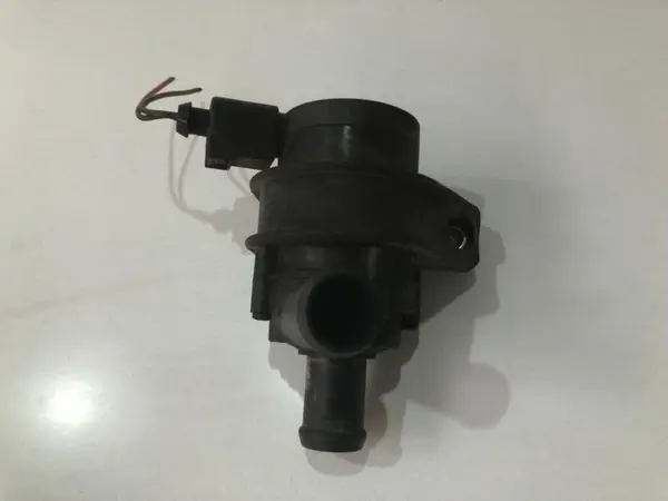 Pompa recirculare apa Audi A4 (2007-2011) [8K2, B8] 1.8 tfsi CDHB