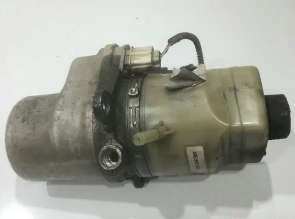 Pompa servodirectie 4M51-3K514-CC Ford Focus 2 (2004-2010) [DA_] 1.6 tdci G8DA