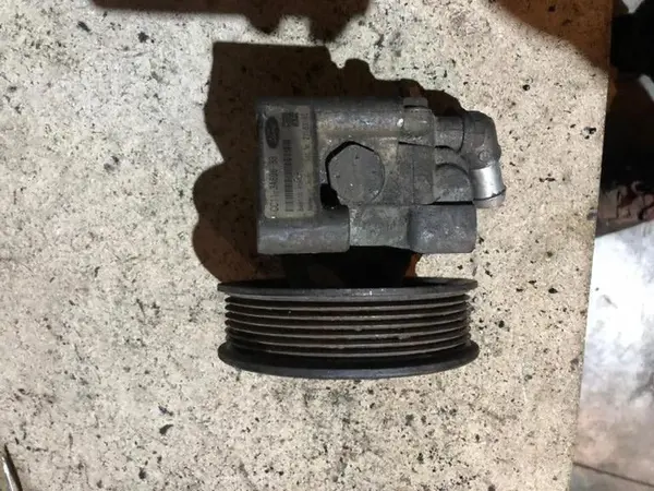 Pompa servodirectie CC11-3A696-BB Ford Transit 7 (2006->) 2.2 hdi euro 5