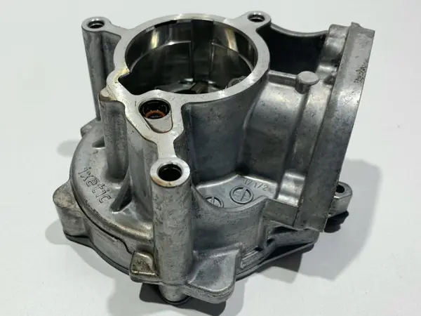 Pompa vacuum 06K145100B Skoda Octavia 3 (2013-2017 ) 1.8 tfsi CJEB