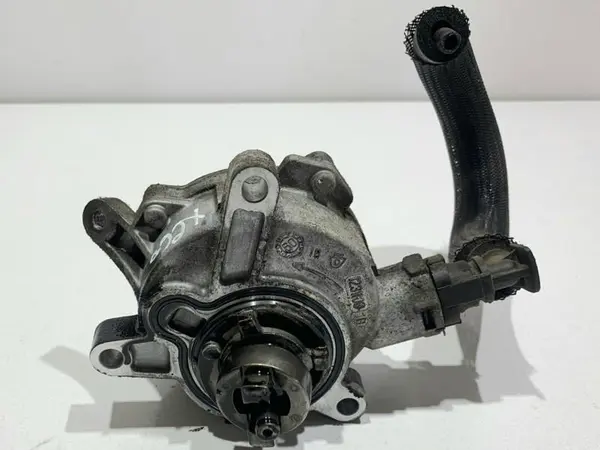 Pompa vacuum 31219463 Volvo V70 3 (2007-2013) 2.4 D D5244T14