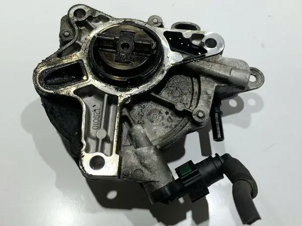 Pompa vacuum Ford S-Max facelift (2010-2014) 2.0 tdi