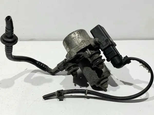 Pompa vacuum frana 1J0612181B Audi A1 (2010-2014) [8X] 1.4 tfsi; 1.6 tfsi
