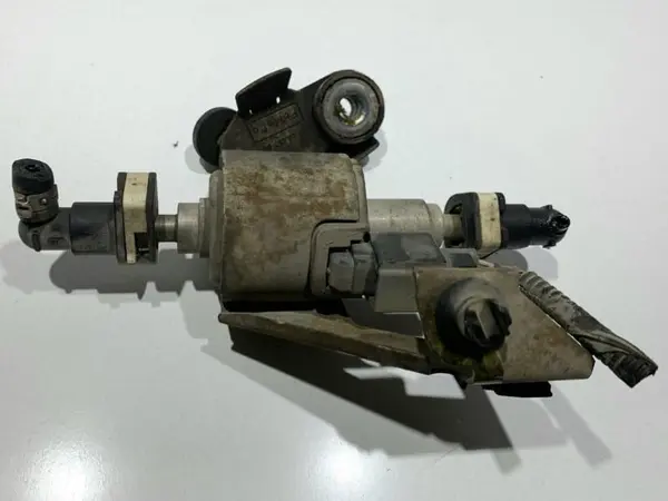 Pompa webasto AV61-9A407-BD Ford Kuga (2008-2012) 2.0 tdci UFDA
