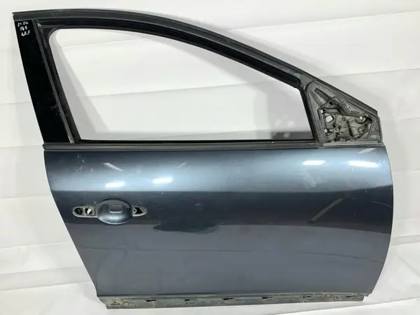 Portiera usa dreapta fata culoare grey titanium Renault Megane 3 (2008-2012)