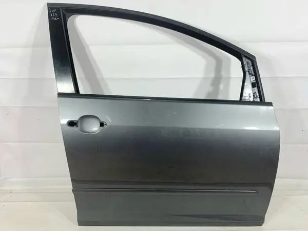 Portiera usa dreapta fata culoare gri - la7t Volkswagen Golf 6 plus (2009-2014)