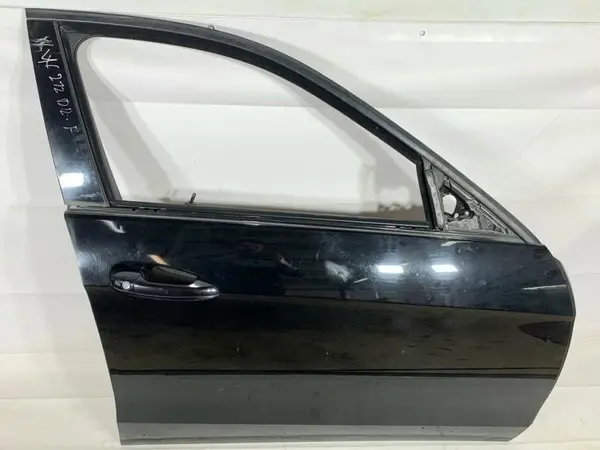 Portiera usa dreapta fata culoare negru - 040 unilack Mercedes E-Class (2009-2016) [W212]