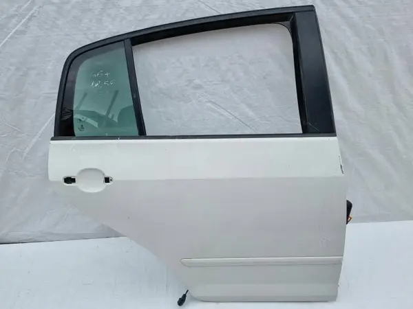 Portiera usa dreapta spate culoare alb lb9a Volkswagen Golf 5 Plus (2004-2008)