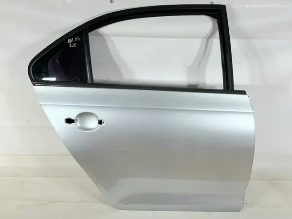 Portiera usa dreapta spate culoare argintie - la7w Seat Toledo 4 (2012-2018)