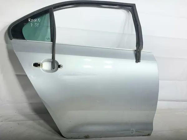 Portiera usa dreapta spate culoare argintiu - la7w Seat Toledo 4 (2012-2018)