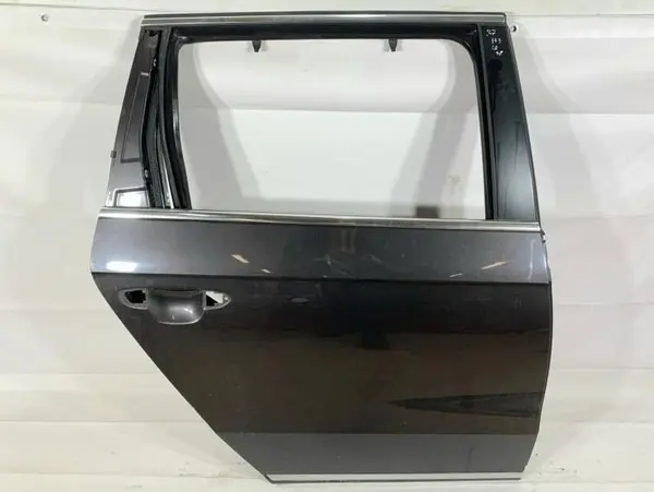 Portiera usa dreapta spate culoare moccabrown - lc8z Volkswagen Passat B7 (2010-2014)