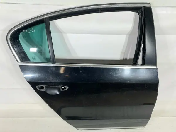 Portiera usa dreapta spate culoare negru - lc9x Volkswagen Passat B7 (2010-2014)