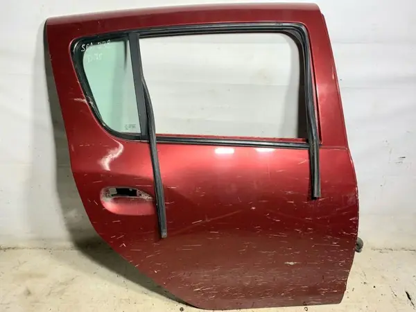 Portiera usa dreapta spate culoare rosie Dacia Sandero 2 (2012-2017)