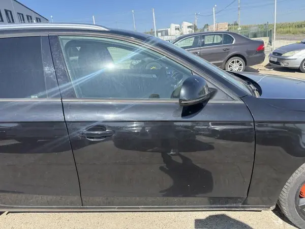 Portiera usa fata dreapta culoare negru - lz9y Audi A4 (2007-2011) [8K2, B8]