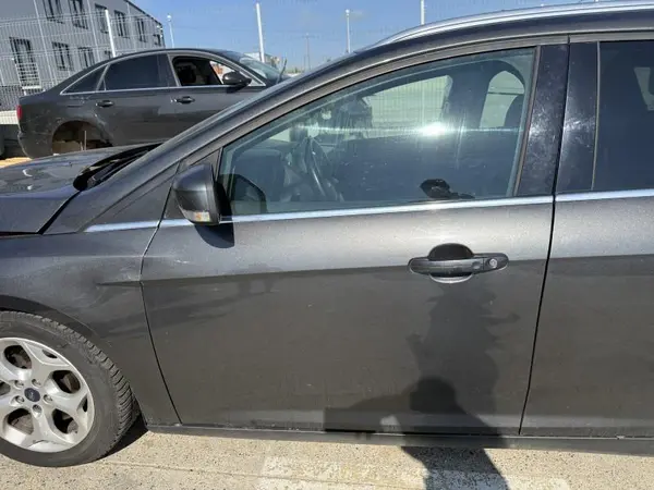 Portiera usa fata stanga culoare gri - magnetic Ford Focus 3 facelift (2013-2018)