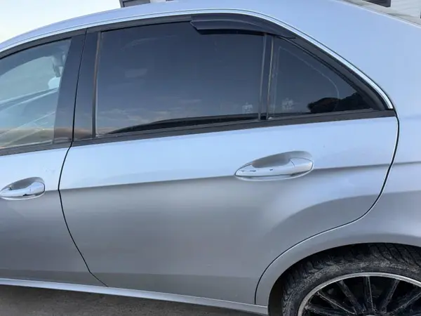 Portiera usa spate stanga culoare 775 (argintiu iridium - vopsea metalizată) Mercedes E-Class (2009-2016) [W212]
