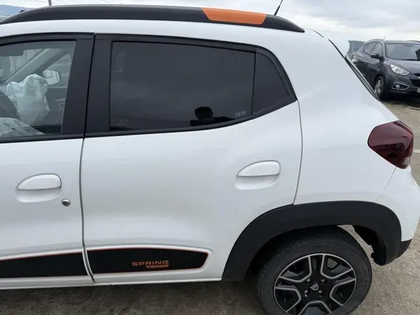 Portiera usa spate stanga culoare alba Dacia Spring facelift (2022-2024)