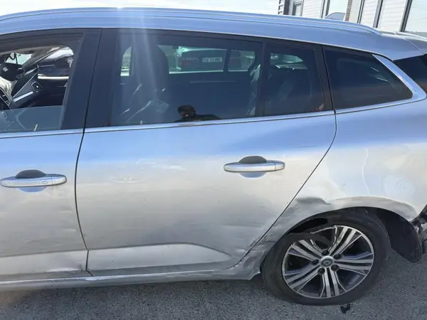 Portiera usa spate stanga culoare argintie Renault Megane 4 (2016-2020)