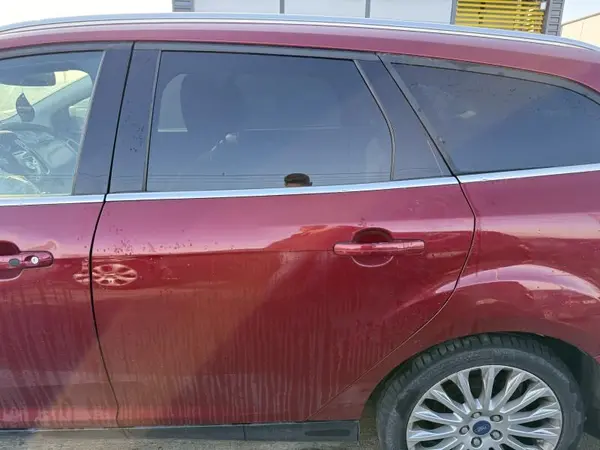 Portiera usa spate stanga culoare red candy tint cc Ford Focus 3 (2011-2015)