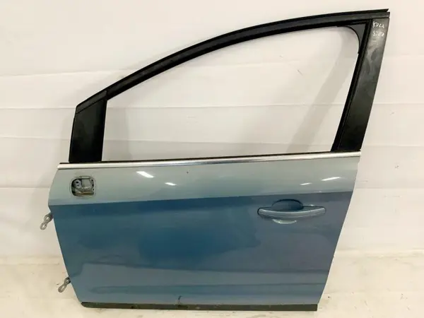 Portiera usa stanga fata culoare albastra - avalon Ford Kuga (2008-2012)