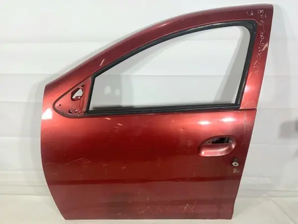 Portiera usa stanga fata culoare rosie Dacia Logan 2 (2012-2017)