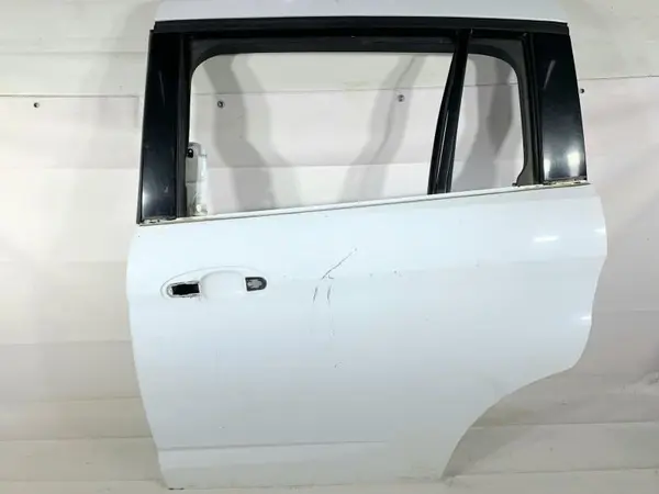 Portiera usa stanga spate culoare alba Ford Grand C-Max (2010-2015)