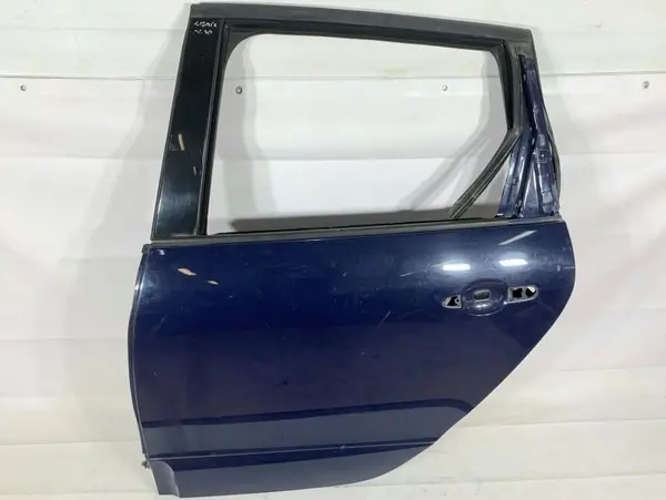Portiera usa stanga spate culoare albastra Renault Grand Scenic 3 (2009-2011)