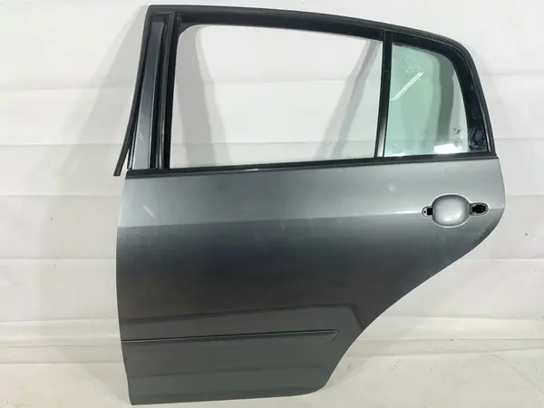 Portiera usa stanga spate culoare gri - la7t Volkswagen Golf 5 Plus (2004-2008)
