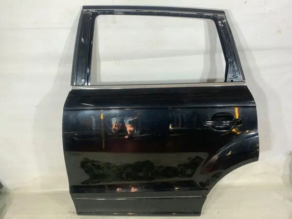Portiera usa stanga spate culoare negru - lz9y Audi Q7 (2006-2010) [4L]