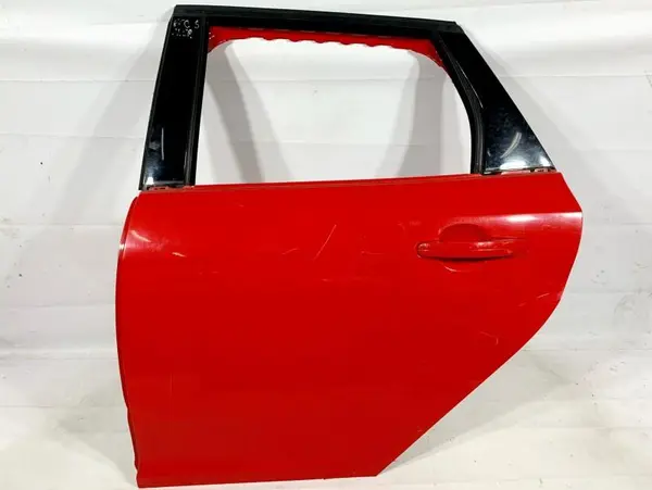 Portiera usa stanga spate culoare rosie Ford Focus 3 facelift (2013-2018)